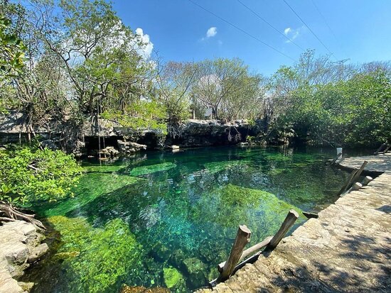 Cenote Cristalino un des plus beaux cenotes au Mexique