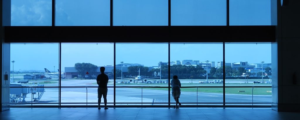 Vue du terminal 1 sur l’Aéroport Changi de Singapour 
