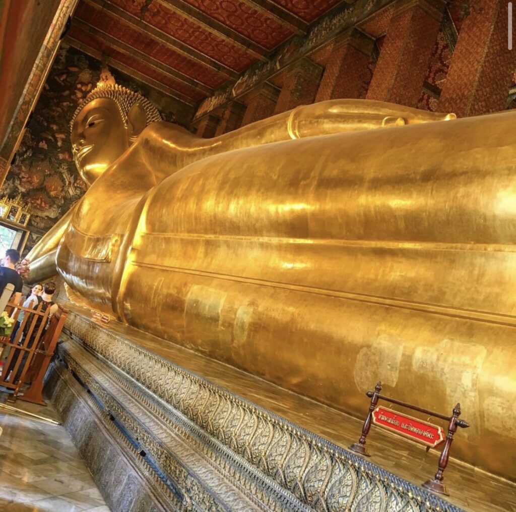 Buddha couché Bangkok Thailande