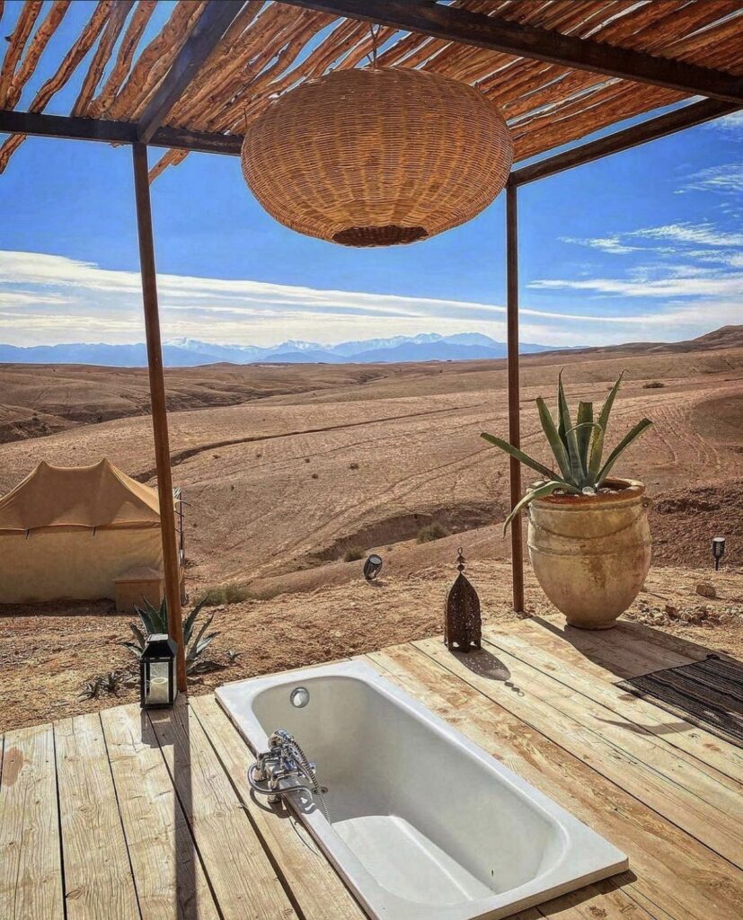 Baignoire luxury camp desert Agafay Marrakech