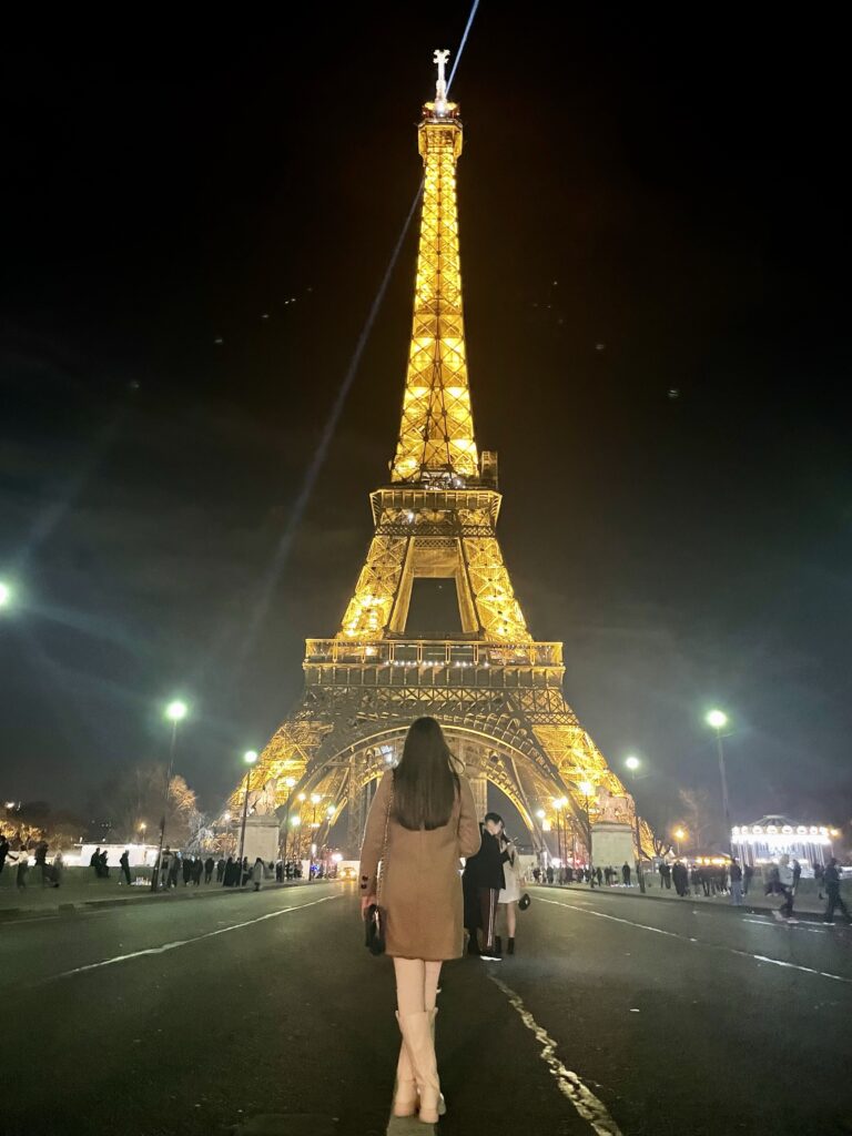 Tour Eiffel de nuit Paris