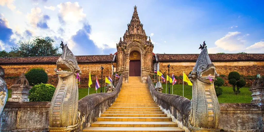 Wat Phra That Lampang Luang (Lampang) en Thailande